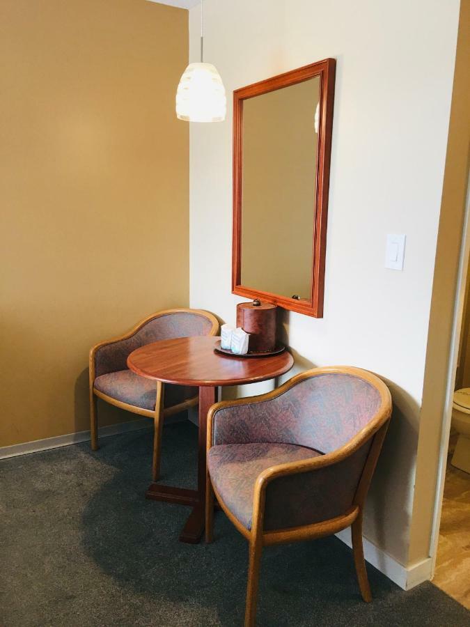 Thunderbird Motor Inn ダンカン エクステリア 写真