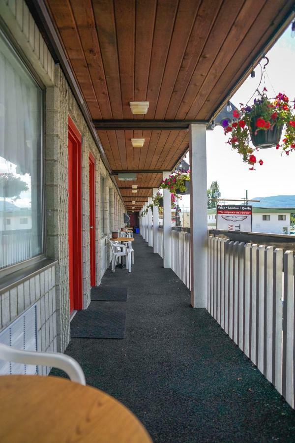 Thunderbird Motor Inn ダンカン エクステリア 写真