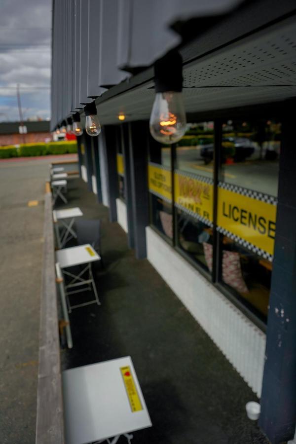 Thunderbird Motor Inn ダンカン エクステリア 写真